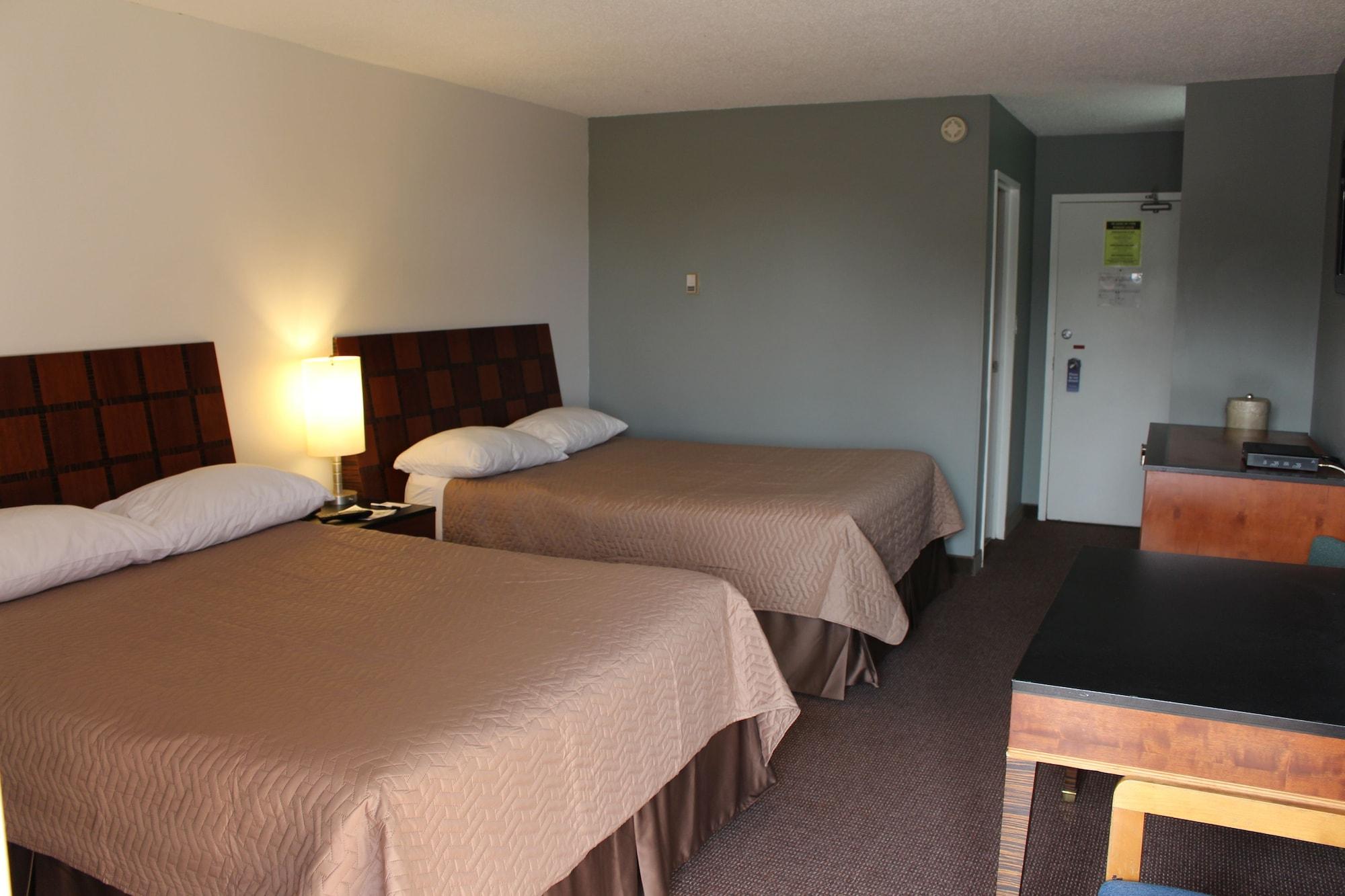 Travelodge By Wyndham Swift Current Exterior photo